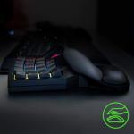 Razer Tartarus V2 Gaming Keyp: Mecha Membrane Key Switches - One Handed Keyboard - 32 Programmable Keys - Customizable Chroma RGB Lighting - Programmable Macros - Snap Tap - Black