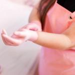 ForPro Professional Collection Disposable Nitrile Gloves, Chemical Resistant, Powder-Free, Latex-Free, Non-Sterile, Food Safe, 4 Mil, Pink, Small, 100-Count