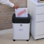 HP - Paper Shredder Micro Cut, 100-Sheet Auto Feed, Shreds Credit Cards & Staples, Heavy Duty Paper Shredder for Home Use with 4.5 Gallon Basket